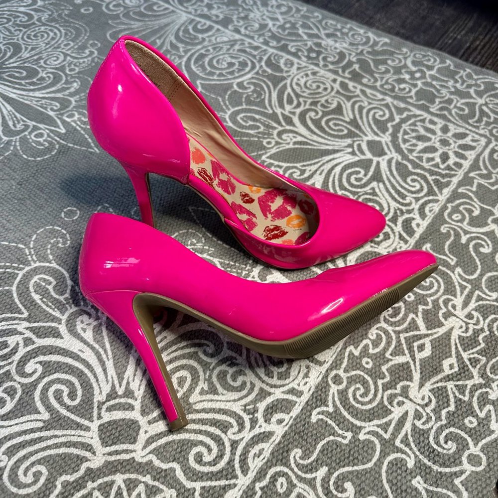 Juicy Couture Hot Pink Pumps
